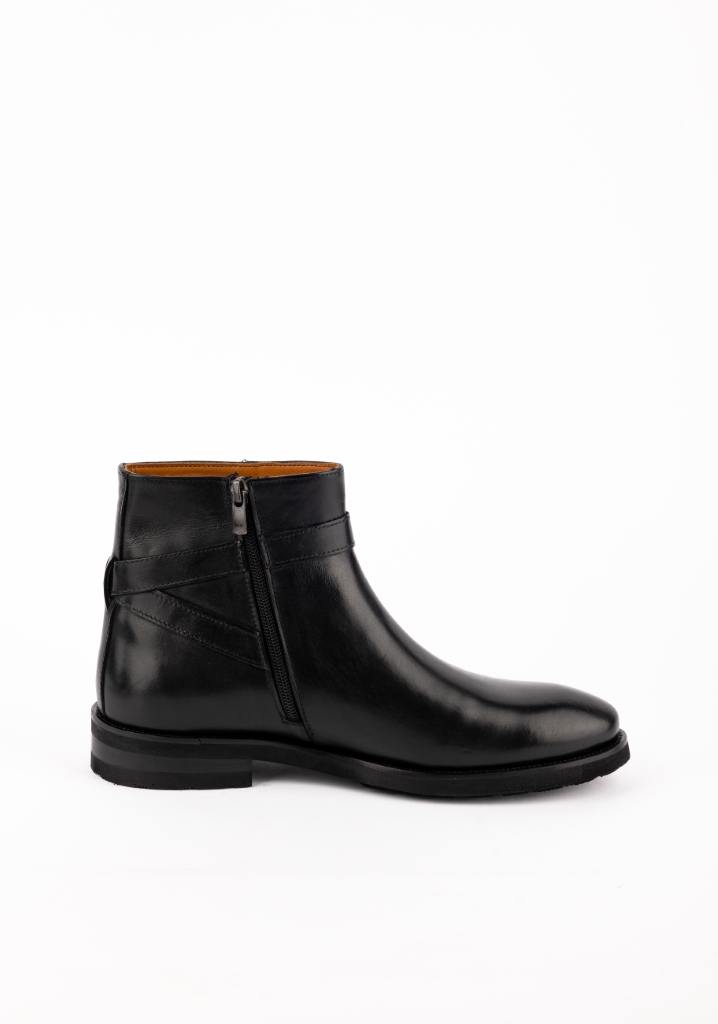 Buckled Chelsea Boots / Black