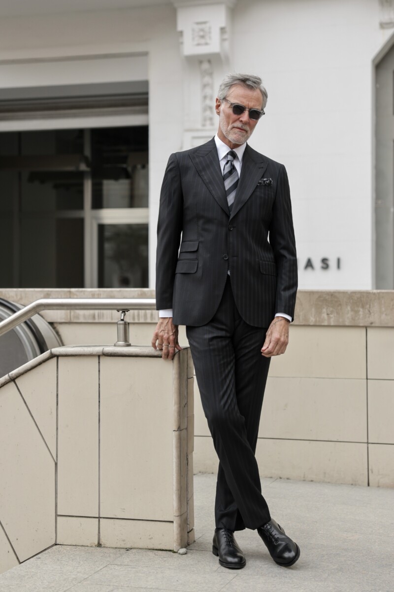 Siyah Çizgili Salford Blazer Takım Elbise