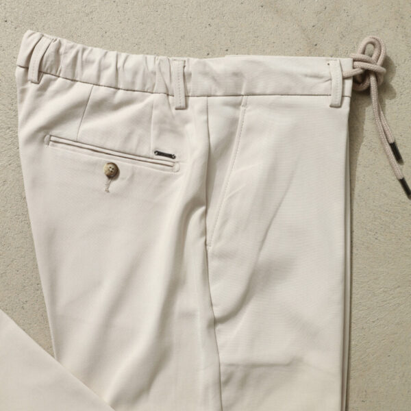 Frappoli Kırık Beyaz Paraşüt Kumaş Pantolon